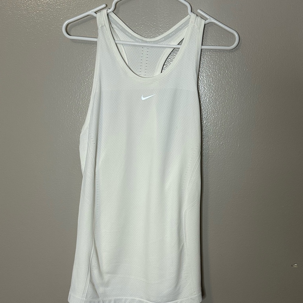 Nike White Sleeveless Tank Top with Racerback